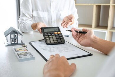 靈感圖冊(cè) 保險(xiǎn)咨詢 站酷海洛 正版圖片,視頻,字體,音樂素材交易平臺(tái) 站酷旗下品牌